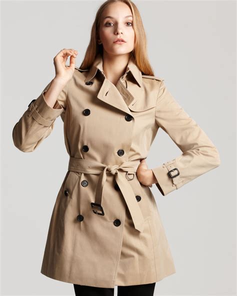 trench coat feminino burberry|burberry shell trench coat.